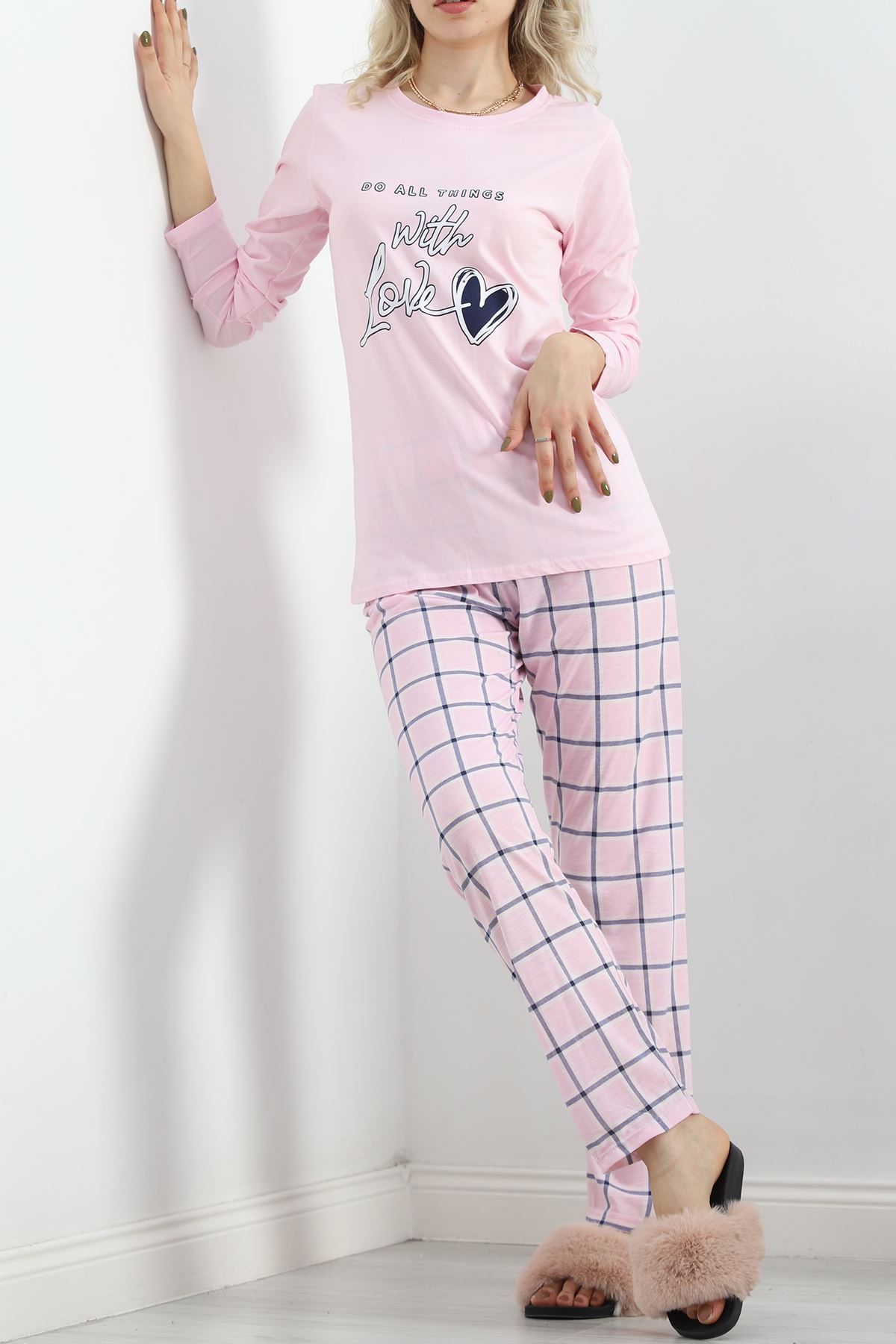 Uzun%20Kol%20Pijama%20Takımı%20Pembe%20-%2019140.1567.