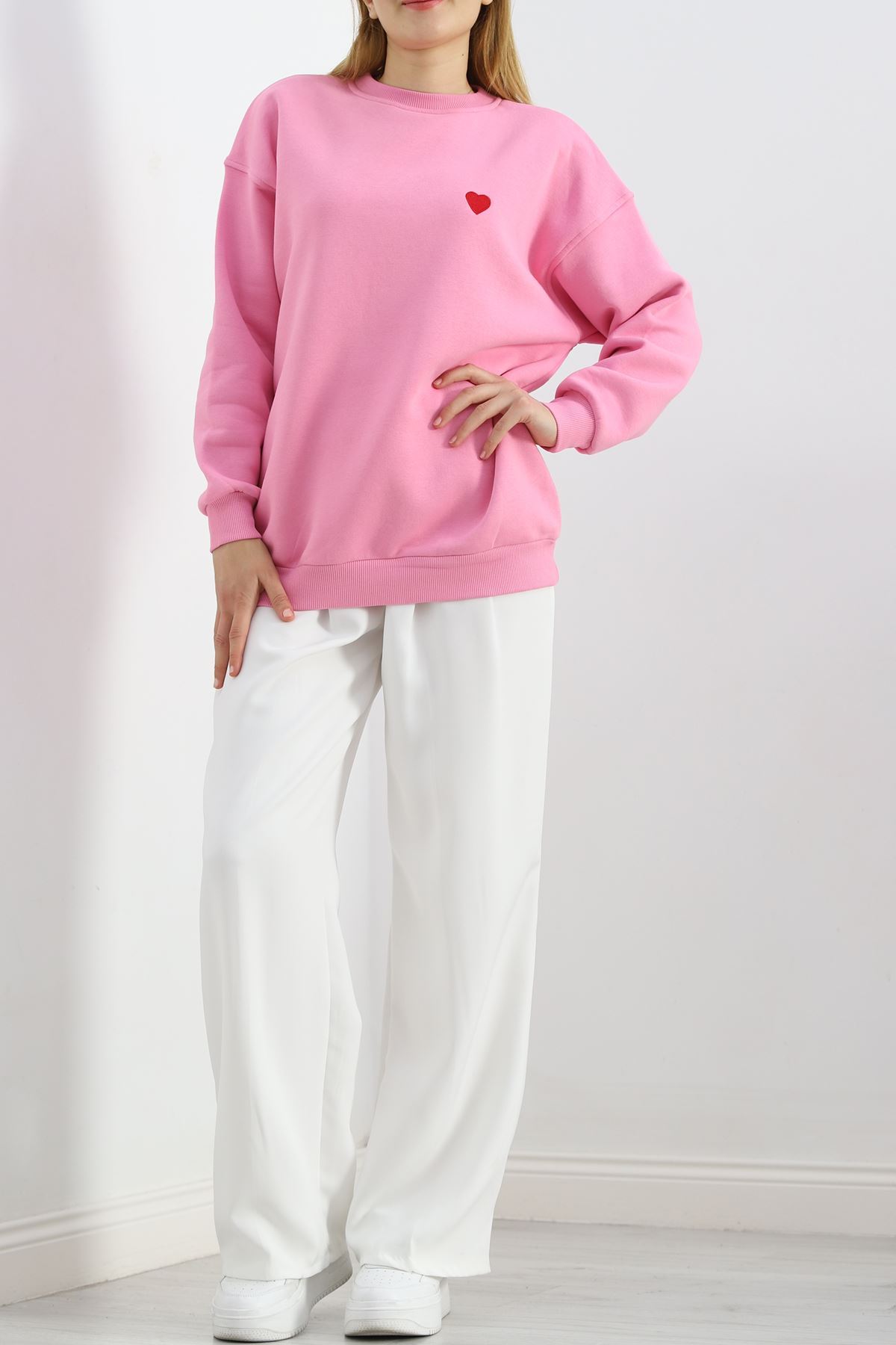 Kalp%20Nakışlı%20Şardonlu%20Oversize%20Sweat%20Pembe%20-%2021621.200.